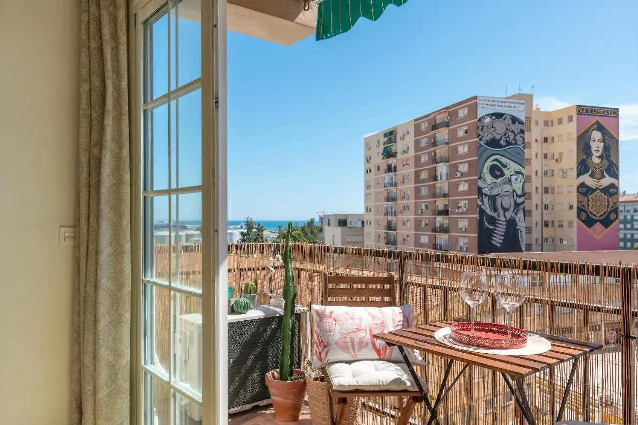 Apartamento De 3 Habitaciones En El Barrio De Las Artes, Soho Malaga 0*,  Spain