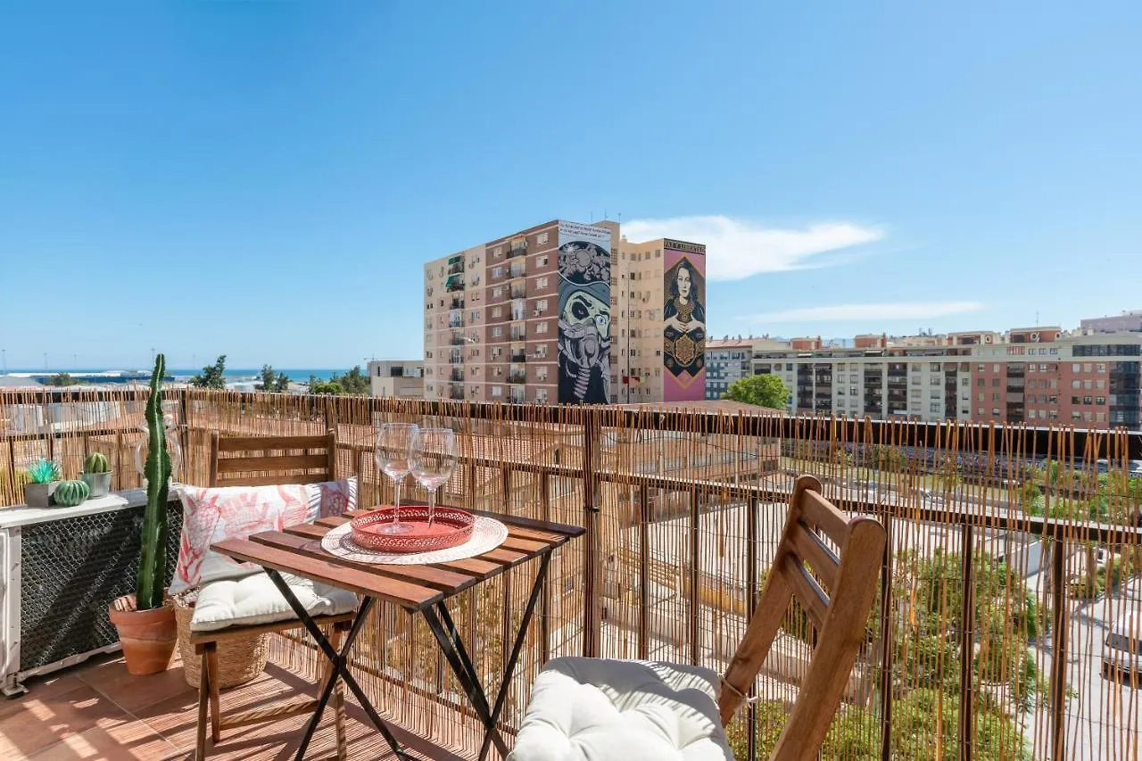 Apartamento De 3 Habitaciones En El Barrio De Las Artes, Soho Málaga Spanien